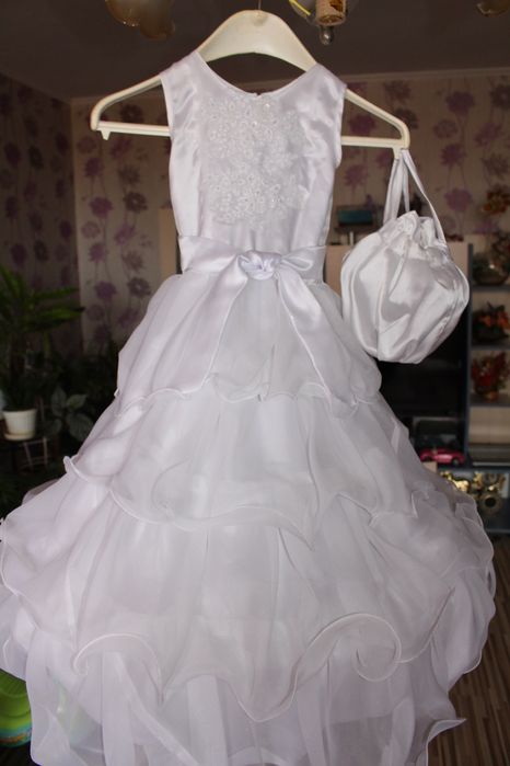 Детска шаферска рокля