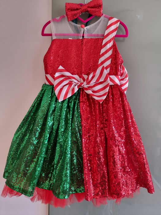 Детски коледни рокли в червено и зелено с диадема