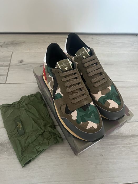 Valentino rockrunner