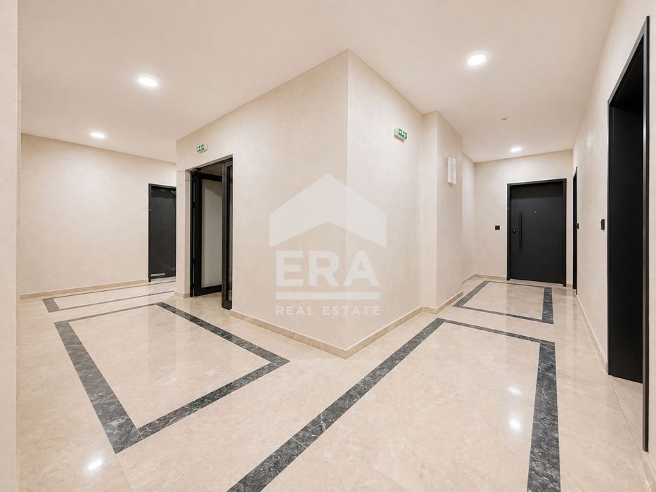 Продава се Тристаен апартамент в София, Красно село - 119 кв.м за 3866 €/кв.м - Снимка #9