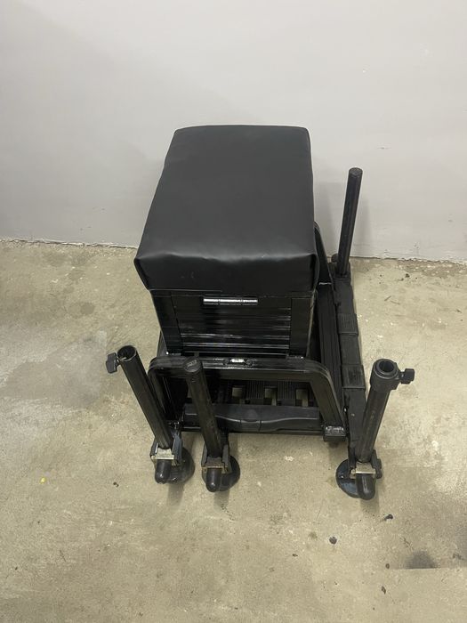 Платформа за риболов RIVe