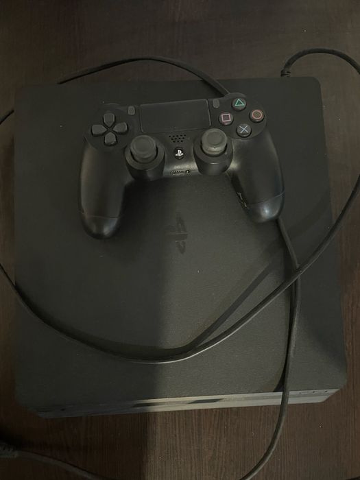 Ps4 slim 1tb,un controller