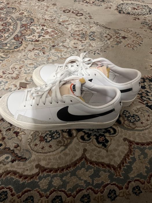 Nike Blazer продается новая