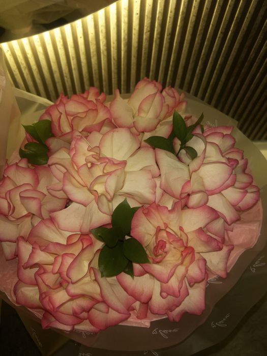 свежые цветы 8000тг