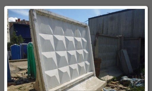 Бетонный забор Ургенч самостоящий2.5м в высоту 2.0м в ширину м