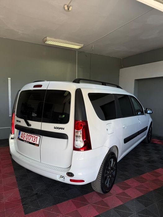 DACIA Logan MCV 2011 — imagine 3