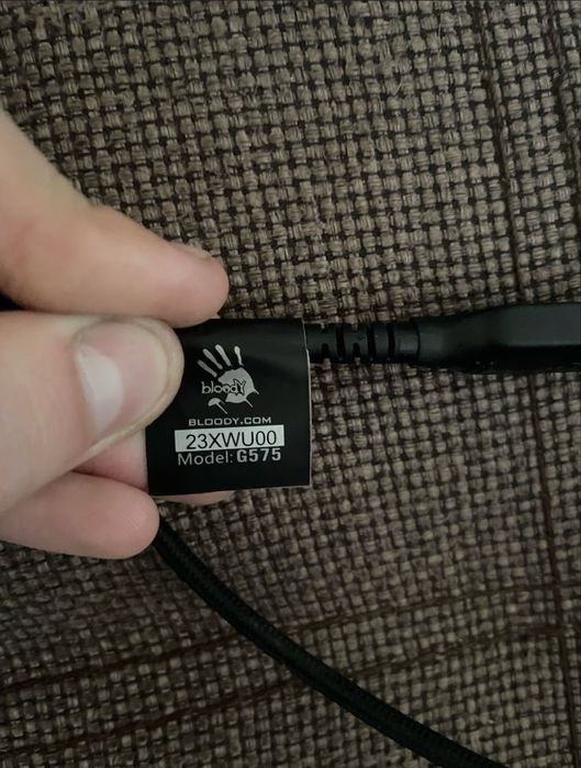 Продам наушники Bloody G575