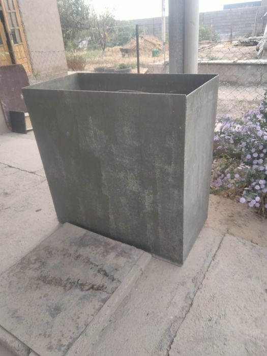 Ұра, ёмкость, суға, жемге кез келгенге пайдаланасың