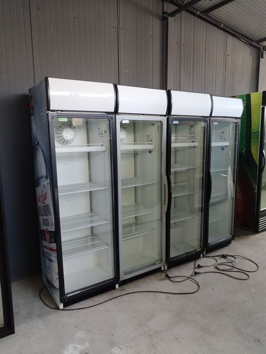 Vitrine frigorifice verticale /raft frigorific / duble, dozatoare