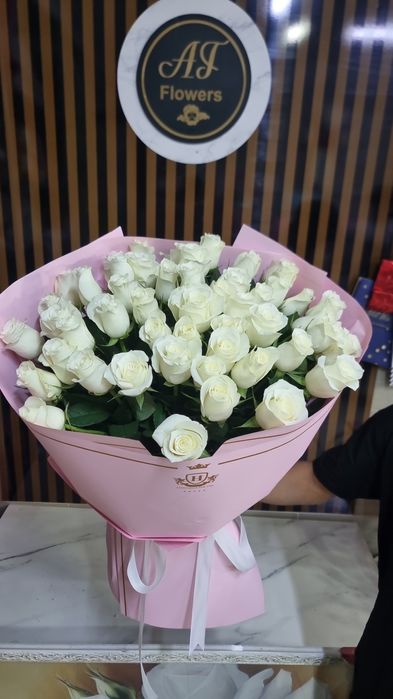 Доставка цветов самые низкие цены в городе,