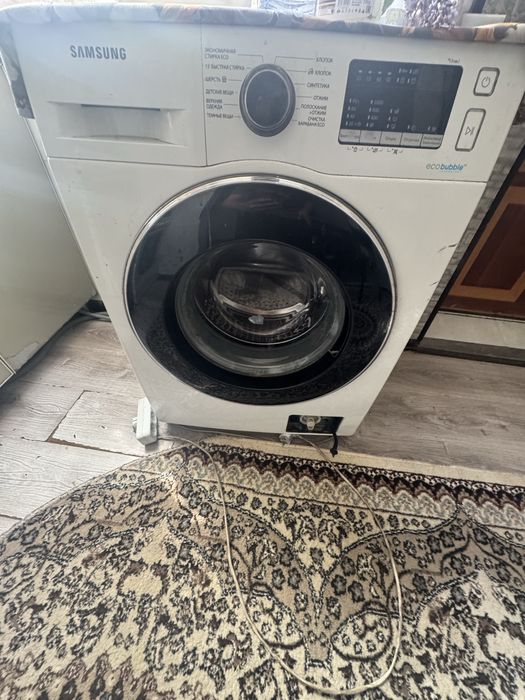 куйлюк массив 4  этаж 1 ком 2  64кв