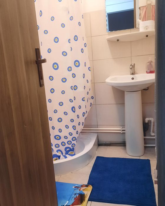 Închiriez garsonieră 1 camera