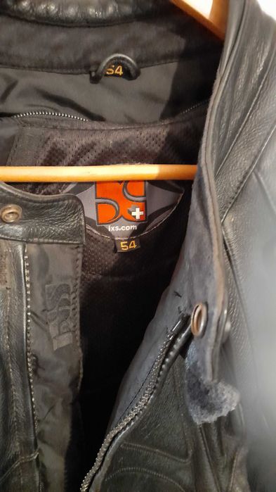 Мотоекипировка ixs 2 части или цял