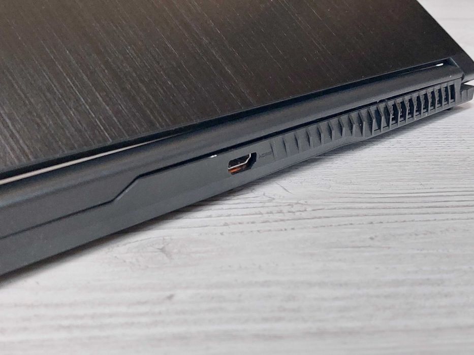 GTX 1660Ti| i5 |512GB|IPS 144Hz|8RAM лаптоп laptop msi мси gaming