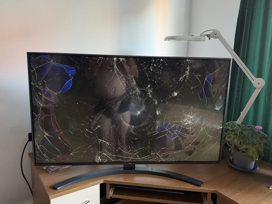 Televizoare UHD LG