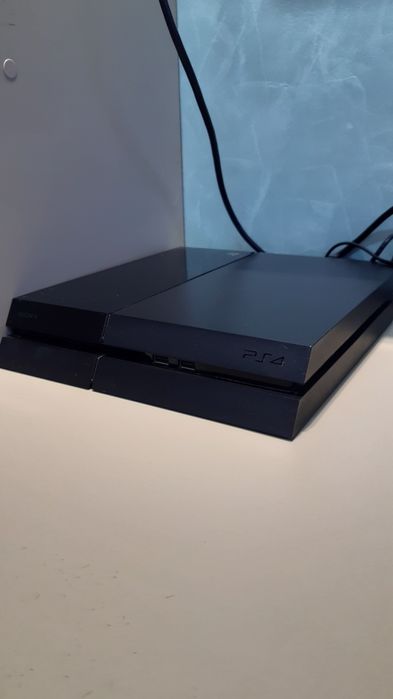Playstation 4 / 500GB