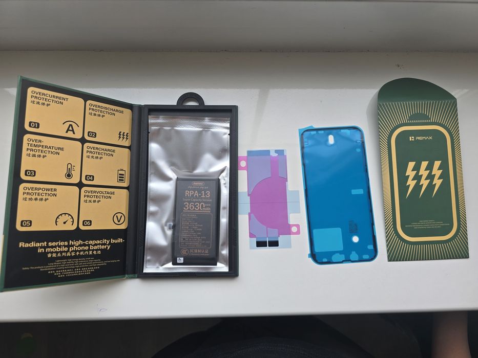 Батарея на iPhone 13