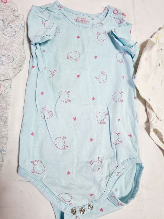 Лот бебешки дрешки за момиче - комплекти и бодита