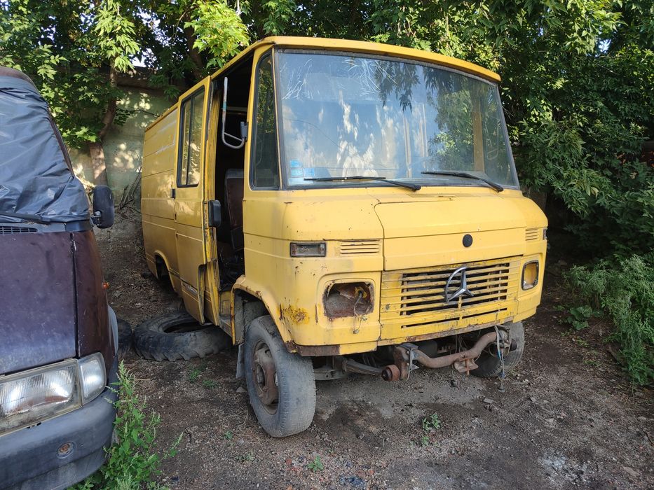 Продам мерседес 407D