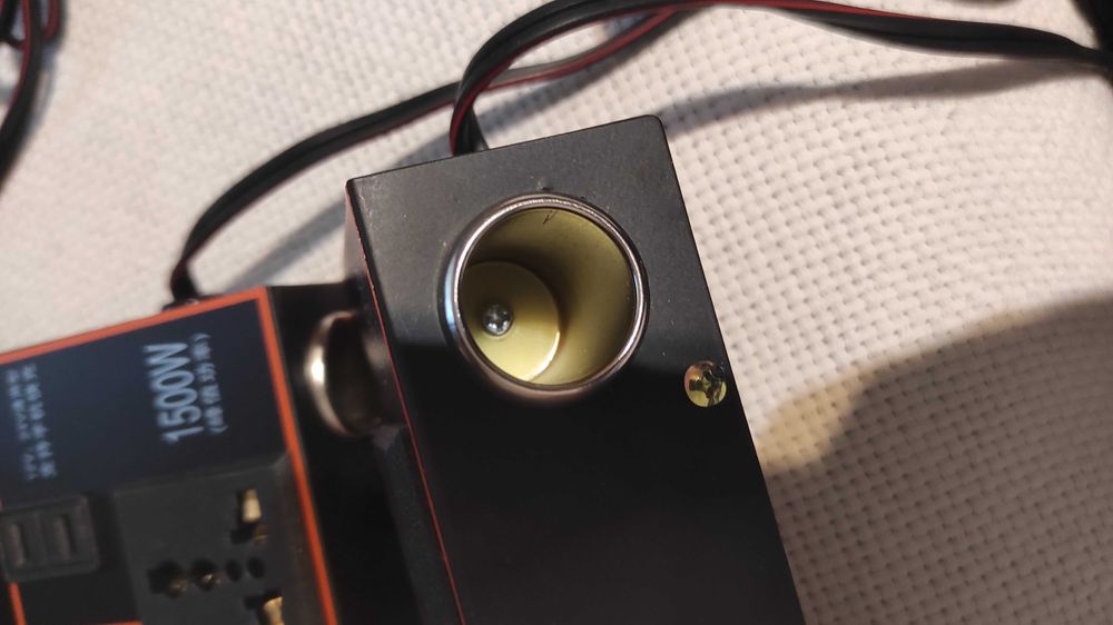 invertor convertor auto la 12v 1500w varf de 3000w cu proba NOI