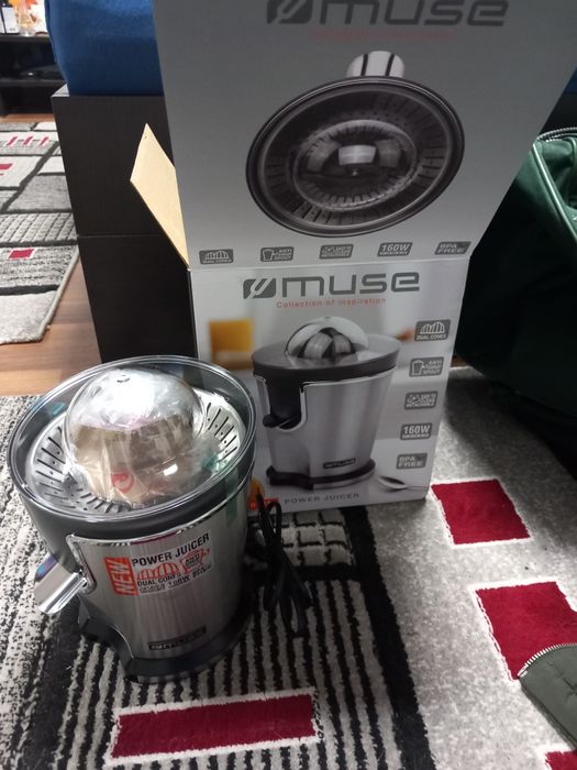 Vând storcător citrice