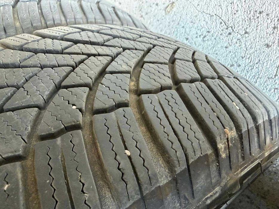 BRIDGESTONE BLIZZAK LM005 205/55 R16 91H - 4 бр. DOT 2123