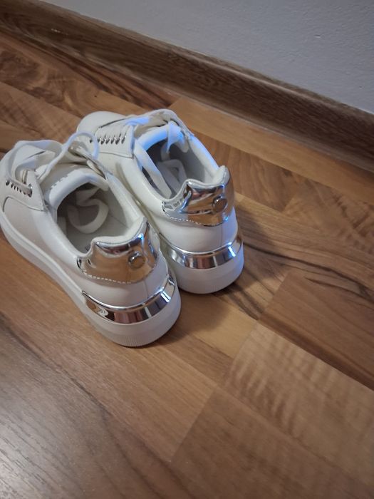 Papuci Steve Madden