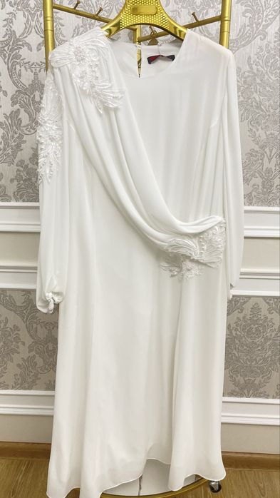 Нарядное праздничное платье