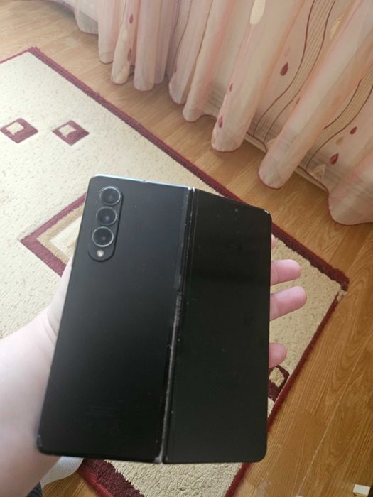 Samsung galaxy z fold 4