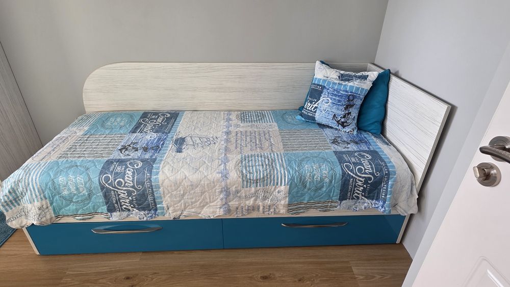 Обзавеждане за детска стая \ мебели