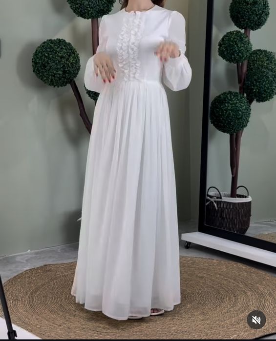 Платья белая с камзолом