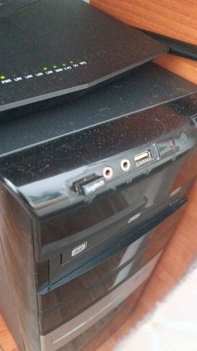 Компьютер монитор