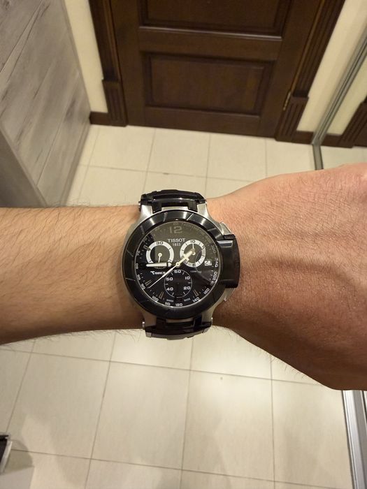 Часы Tissot четкие