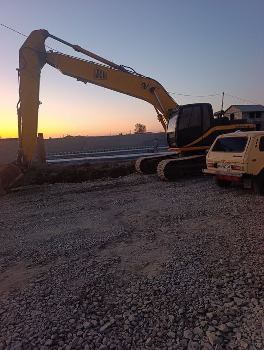 Ekskavatorlar arendaga