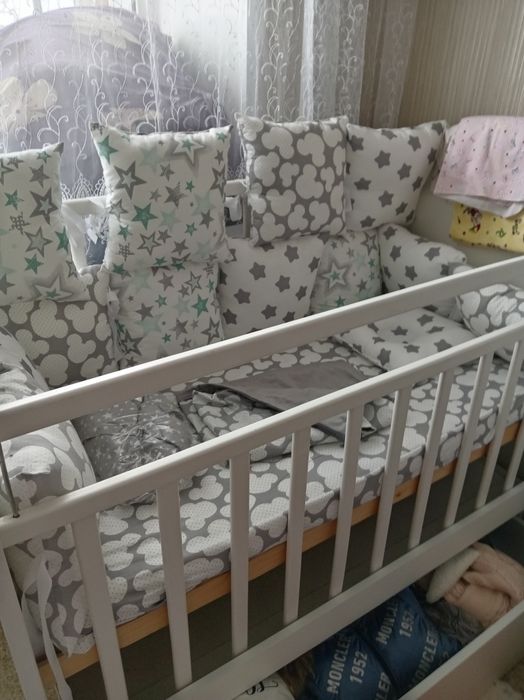 Кровать детская для новорожденых