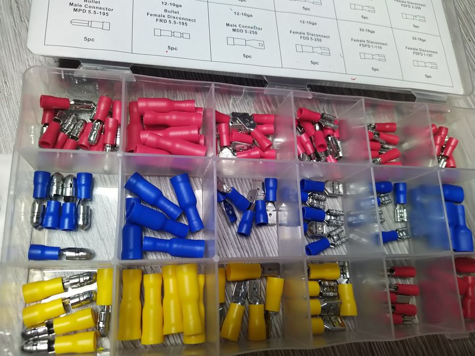 Set papuci electrici izolati 120 piese