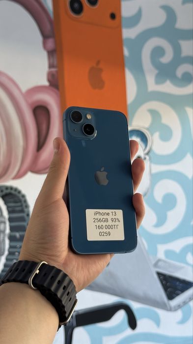 iPhone 13  128GB