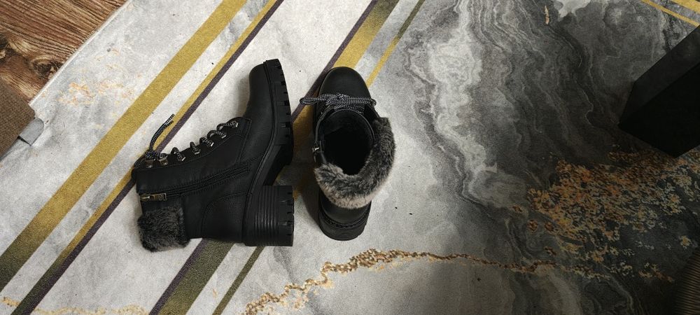 Ghete damă piele îmblănite