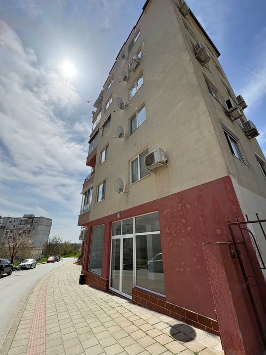 Промишлено помещение под наем, Владислав Варненчик, гр.Варна