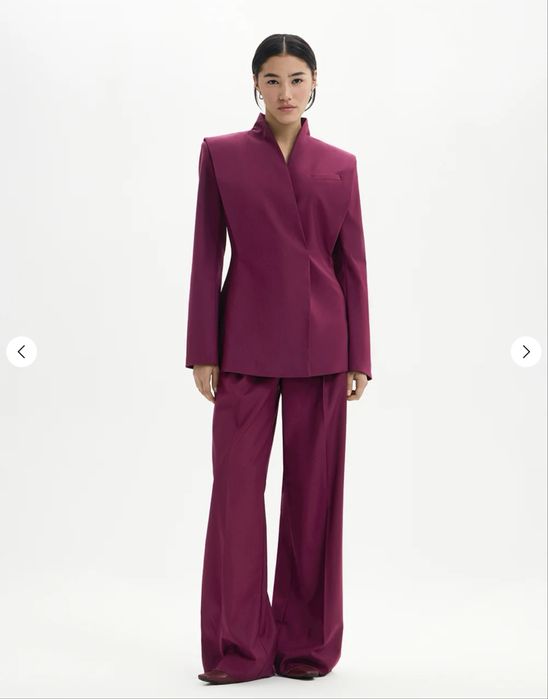 Костюм S новинка