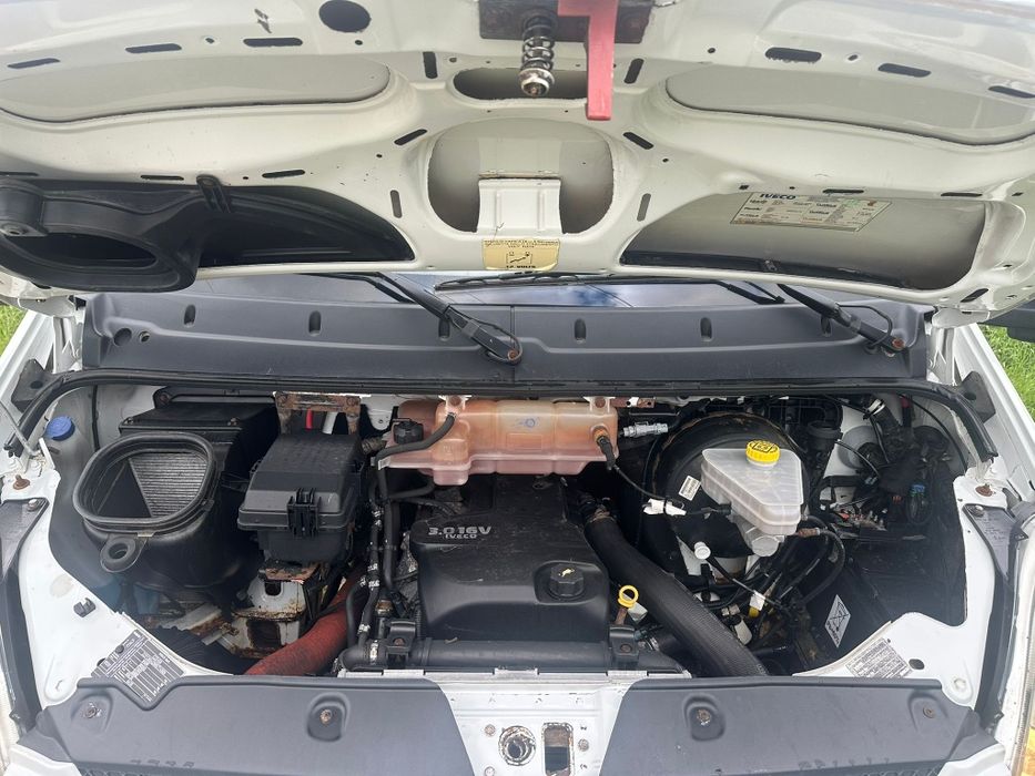 De vânzare Iveco 65C15, basculabila pe 3 părți