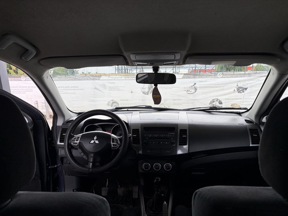 mitsubishi outlander 2008