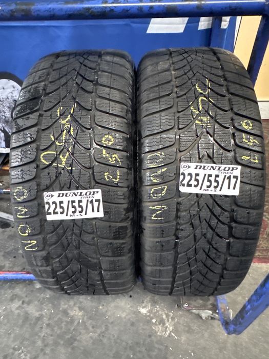 225/55/17 Dunlop M+S RSC