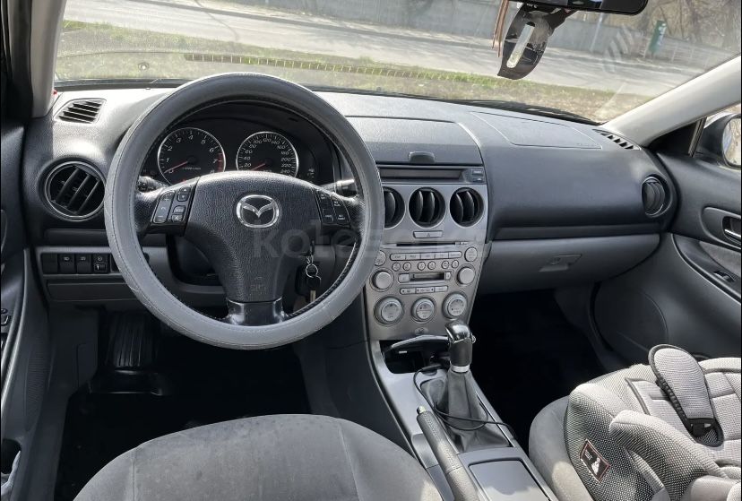 Продам японца мазда 6 2003 год