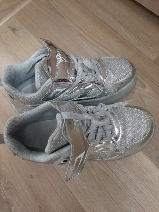 Кроссовки ролики