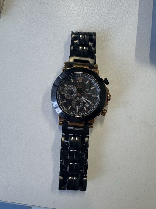 Часы gc продаются