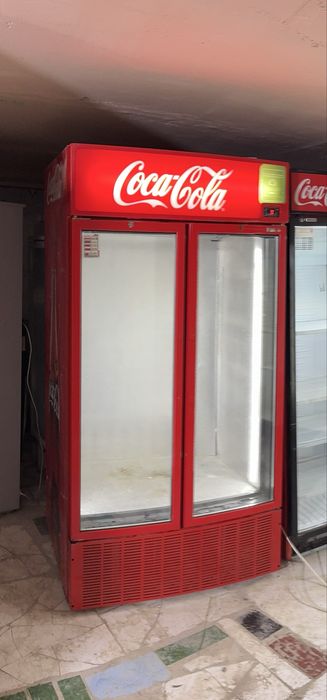 Витринный холодильник сатылады