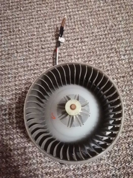 Вентилатор/моторче/турбина парно Toyota Yaris/ Тойота ойота Ярис 2009г