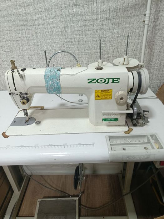 Швейная машинки оверлок продаём срочно