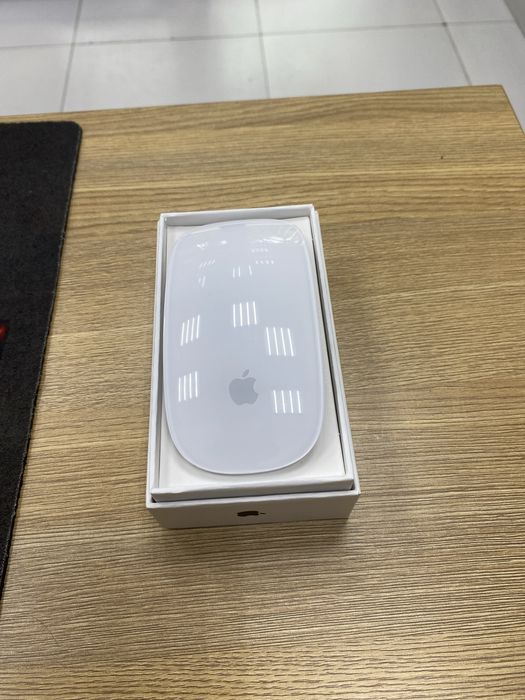 Apple magic Mouse 2 (p25)